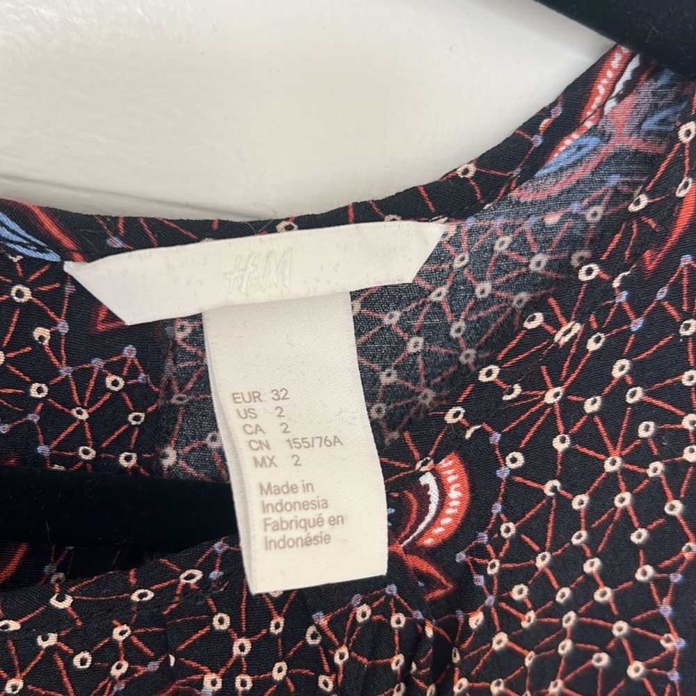 H&M Patterned Blouse - Picture 2 of 7